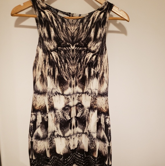 Dresses & Skirts - dress